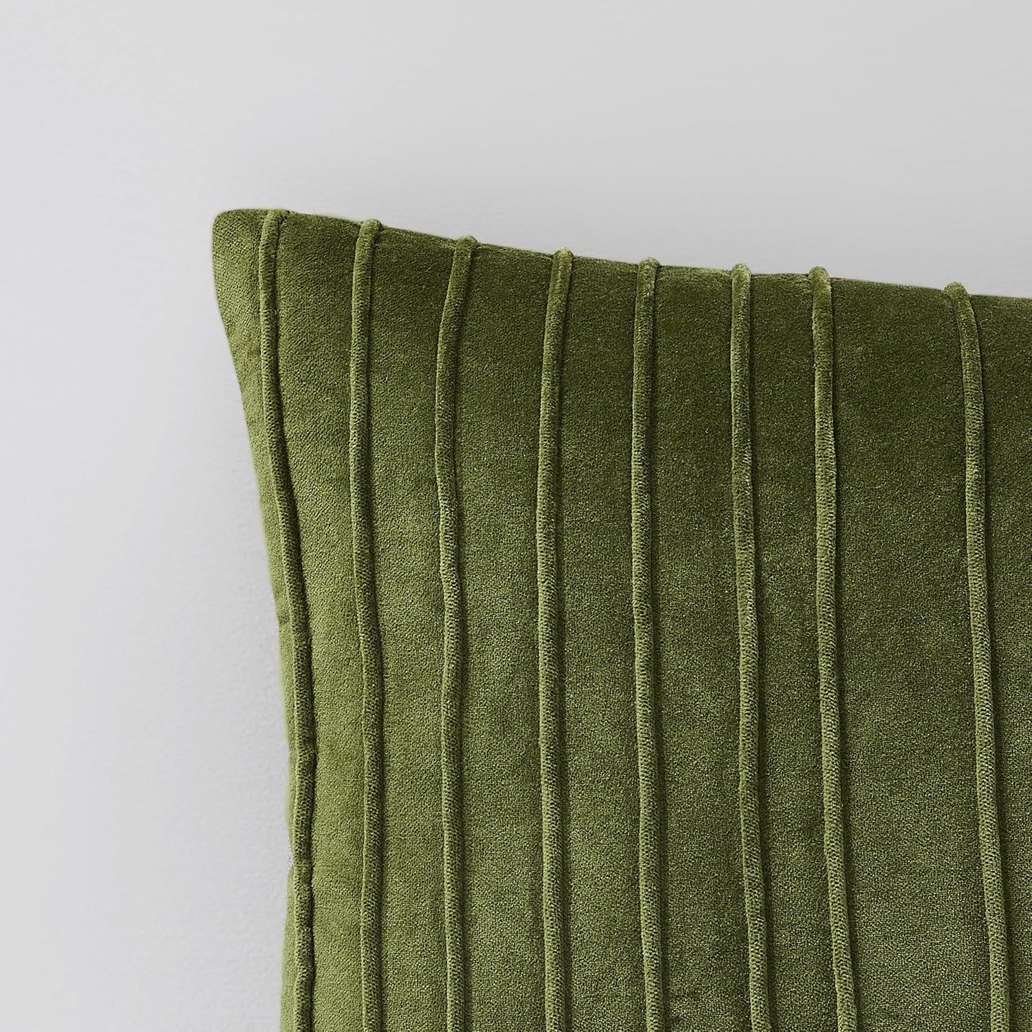 Green Velvet Pleated Pillow Cover 14x24